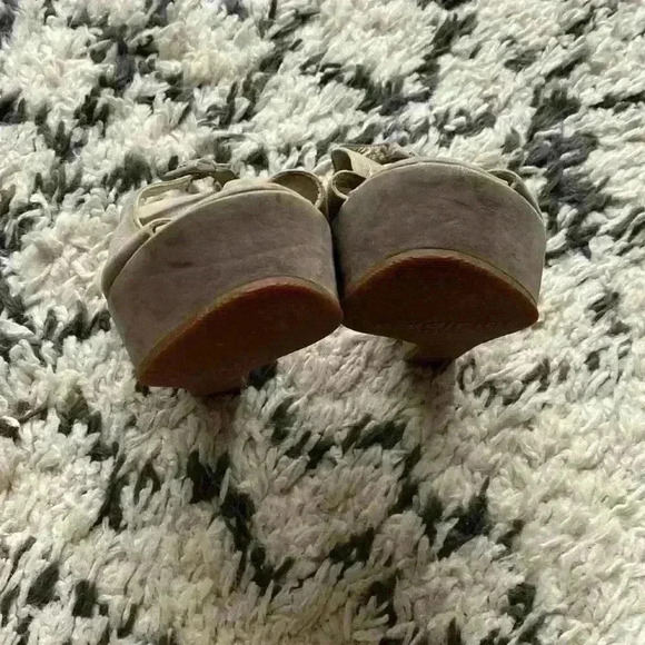 Baldinini Nude Leather Platform Shoe, high platform shoes size 38 EUR. - Picture 12 of 13